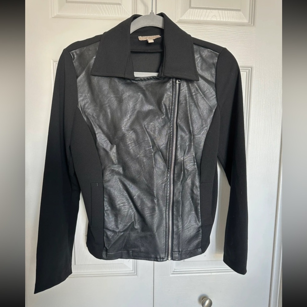 Sleek Black Leather Jacket for Women